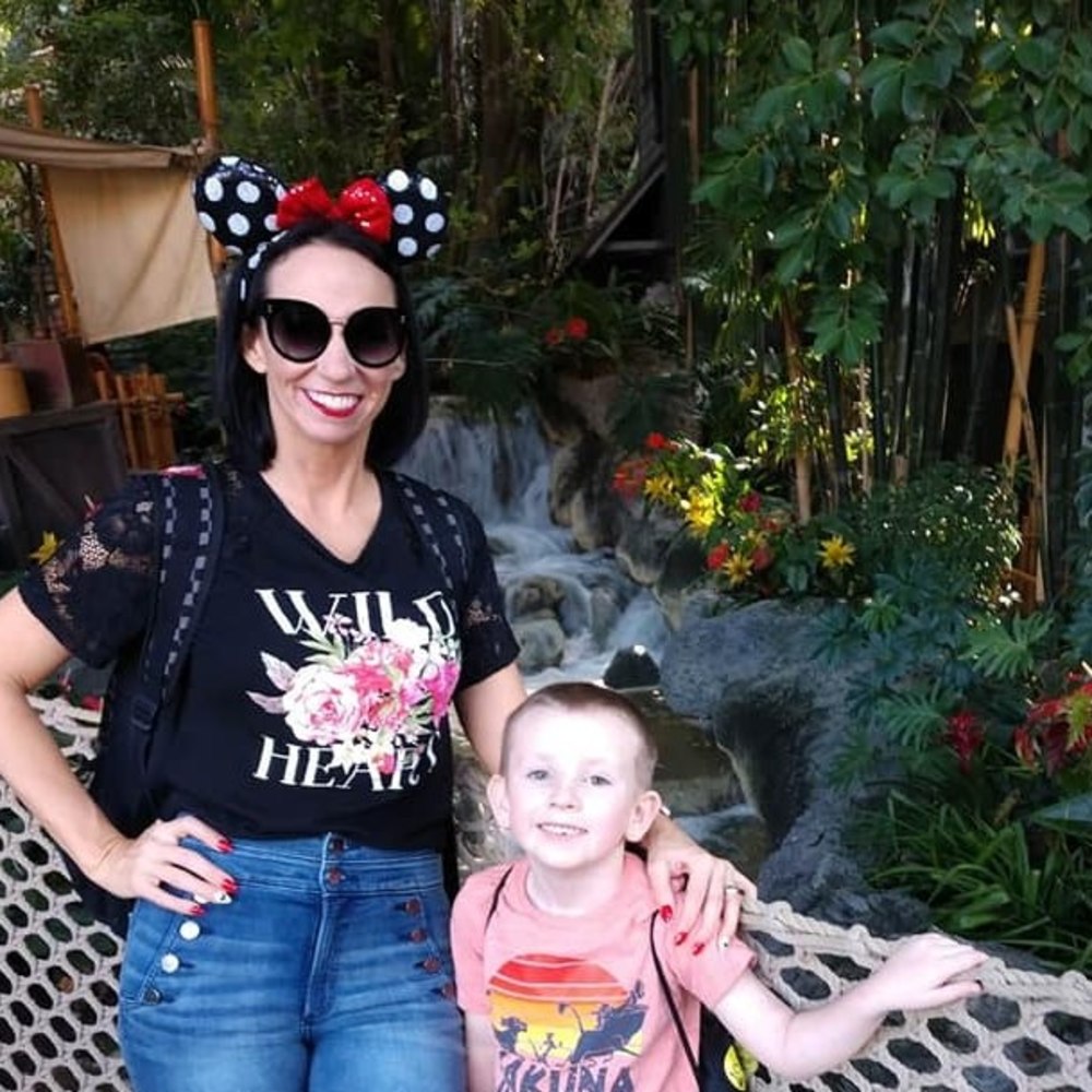 Meet your Posher, Aurora